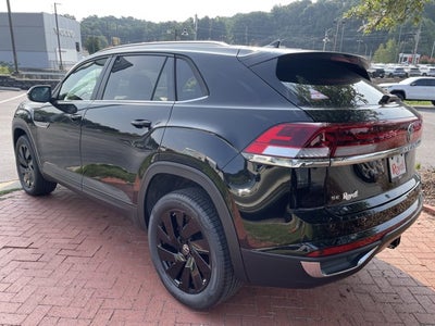 2026 Volkswagen Atlas Cross Sport 2.0T SE w/Technology