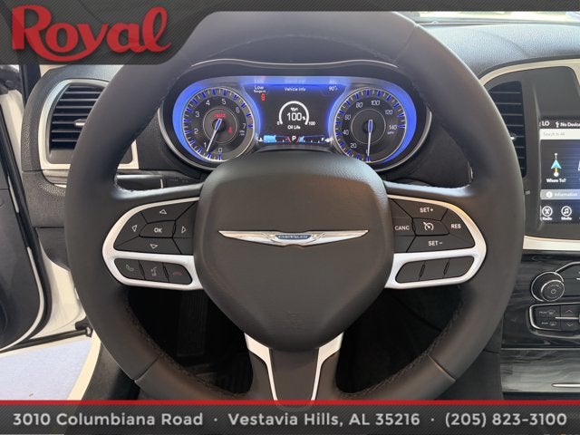 2017 Chrysler 300 Limited