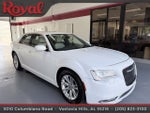 2017 Chrysler 300 Limited