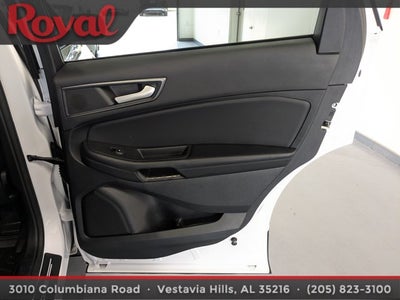 2023 Ford Edge SE
