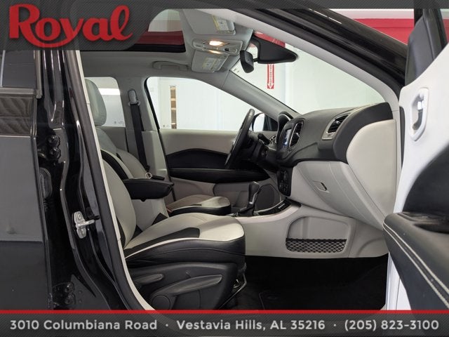 2019 Jeep Compass Latitude w/Sun/Wheel Pkg