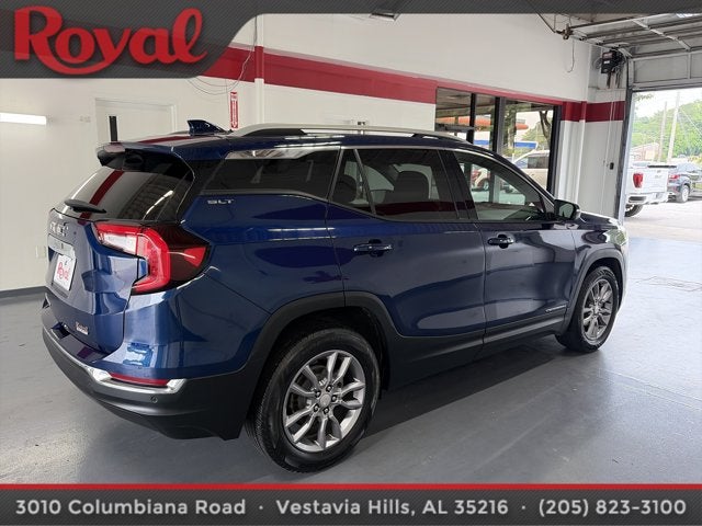 2022 GMC Terrain SLT