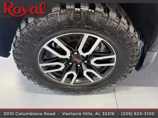 2023 GMC Sierra 1500 AT4
