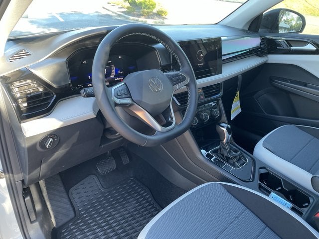 2025 Volkswagen Taos S