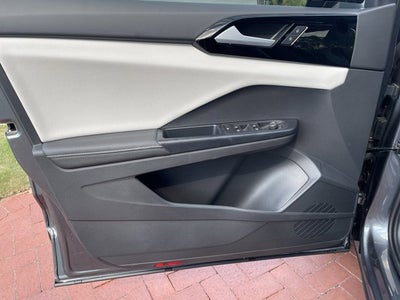 2025 Volkswagen Taos S