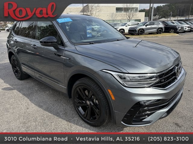 2023 Volkswagen Tiguan SE R-Line Black