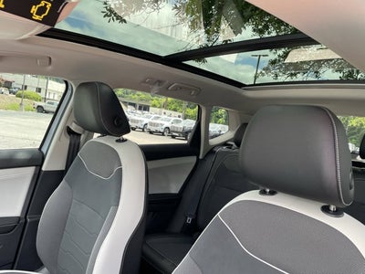 2026 Volkswagen Taos SE