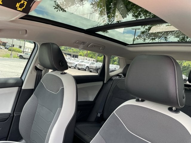 2026 Volkswagen Taos SE