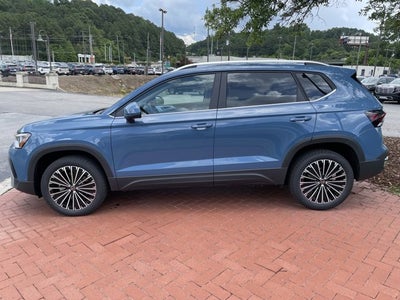 2026 Volkswagen Taos SE