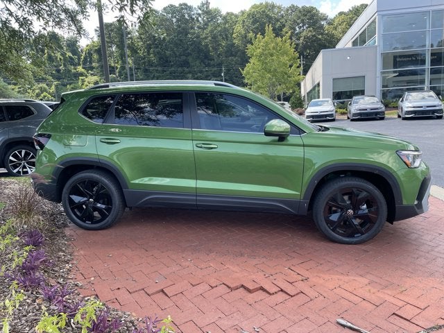 2025 Volkswagen Taos SE