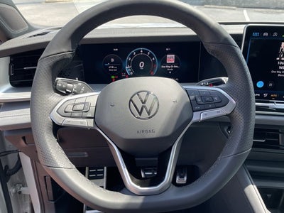 2026 Volkswagen Tiguan SE R-Line Black