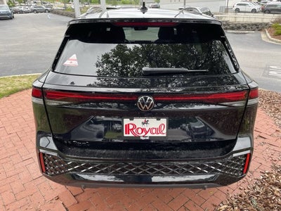 2026 Volkswagen Tiguan SE R-Line Black