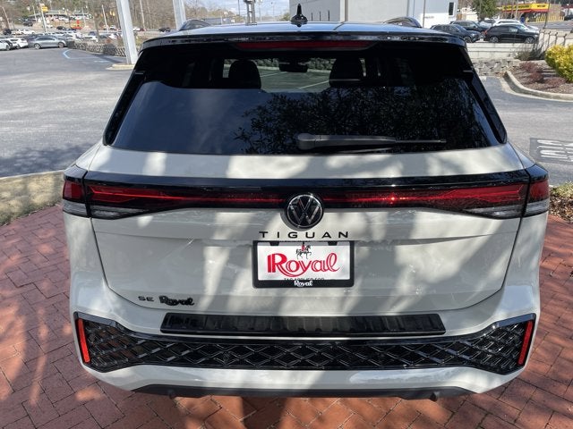 2026 Volkswagen Tiguan SE R-Line Black