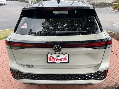 2026 Volkswagen Tiguan SE R-Line Black