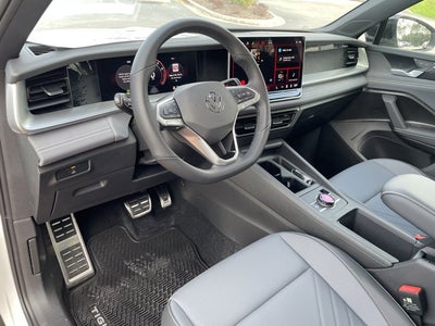 2026 Volkswagen Tiguan SE R-Line Black