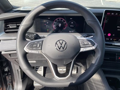 2026 Volkswagen Tiguan SE R-Line Black
