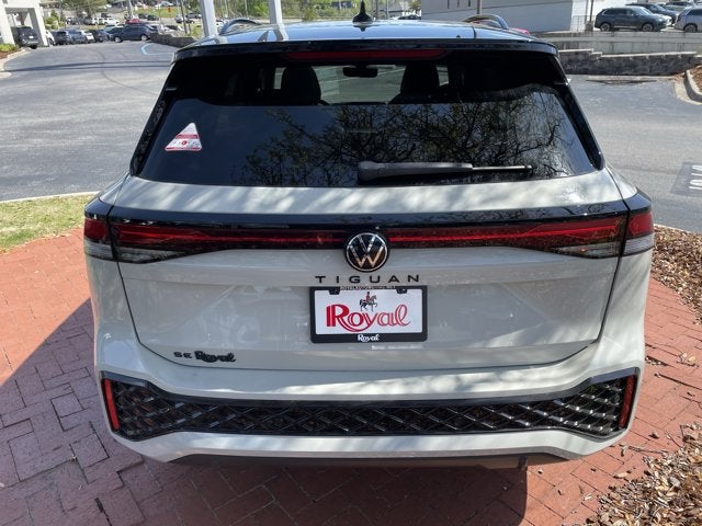 2026 Volkswagen Tiguan SE R-Line Black