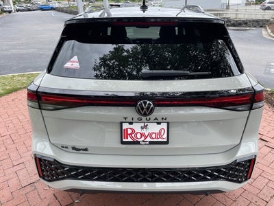 2026 Volkswagen Tiguan SE R-Line Black