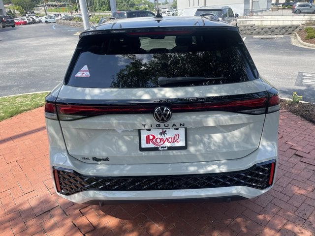 2026 Volkswagen Tiguan SE R-Line Black
