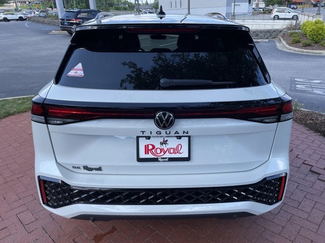 2026 Volkswagen Tiguan SE R-Line Black