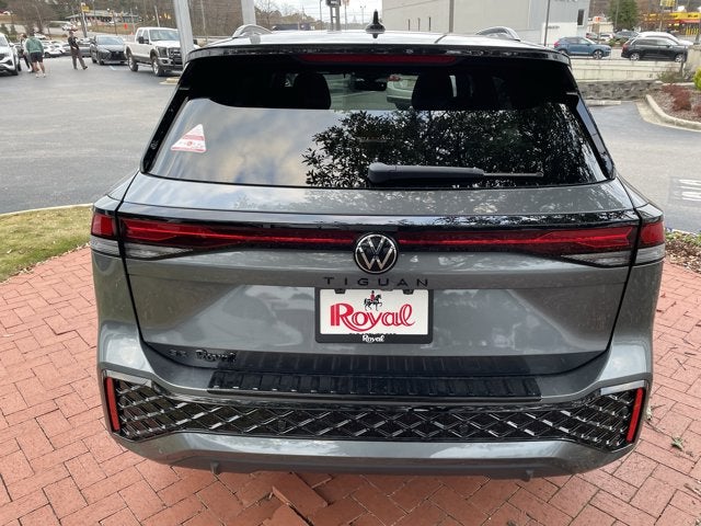 2026 Volkswagen Tiguan SE R-Line Black