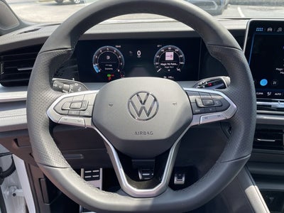 2026 Volkswagen Tiguan SE R-Line Black