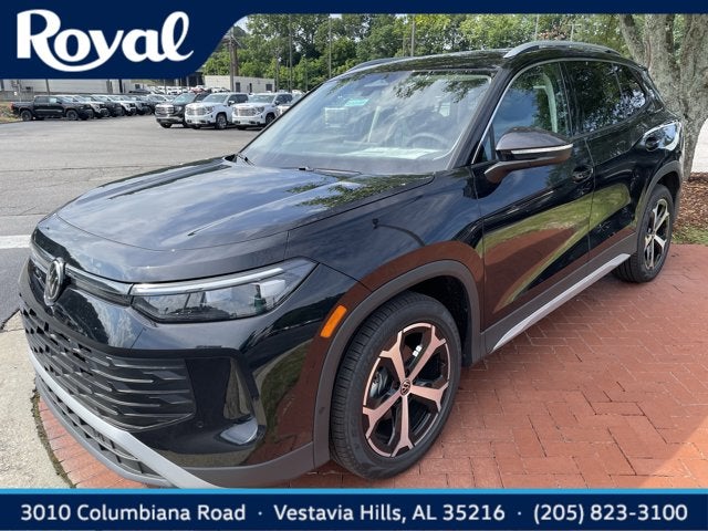 2026 Volkswagen Tiguan 2.0T SE's photo