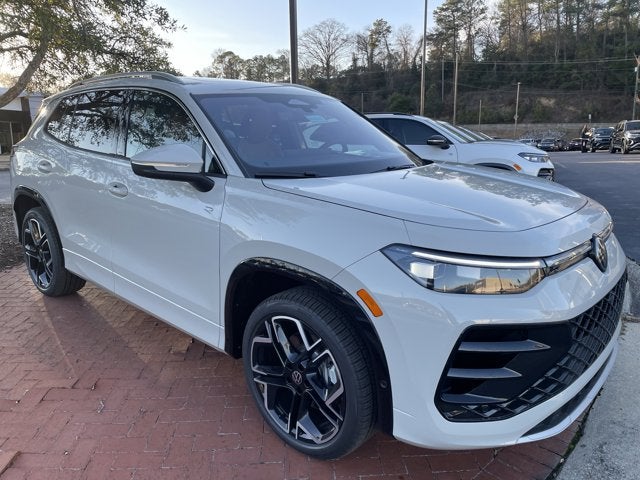 2026 Volkswagen Tiguan SEL R-Line Turbo