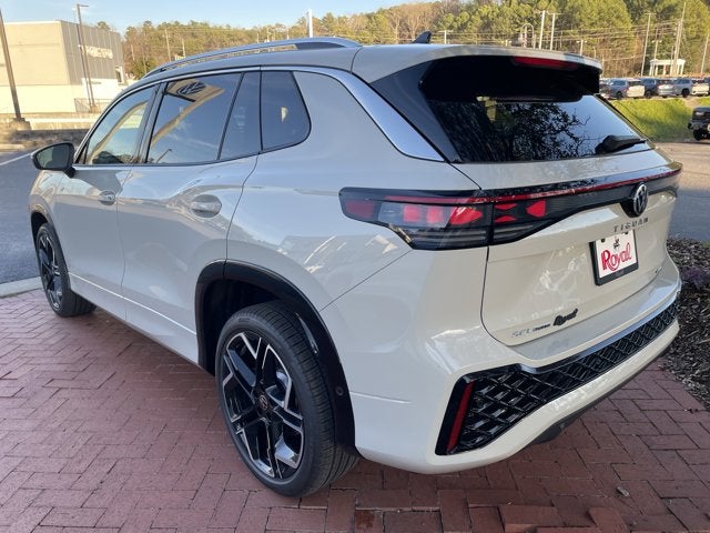 2026 Volkswagen Tiguan SEL R-Line Turbo