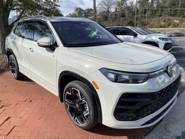 2026 Volkswagen Tiguan SEL R-Line Turbo
