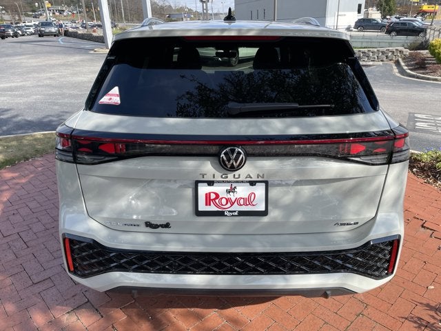 2026 Volkswagen Tiguan SEL R-Line Turbo