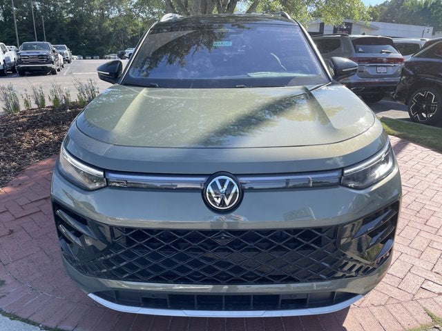 2026 Volkswagen Tiguan SEL R-Line Turbo