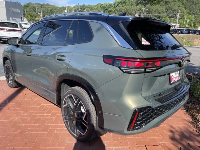 2026 Volkswagen Tiguan SEL R-Line Turbo
