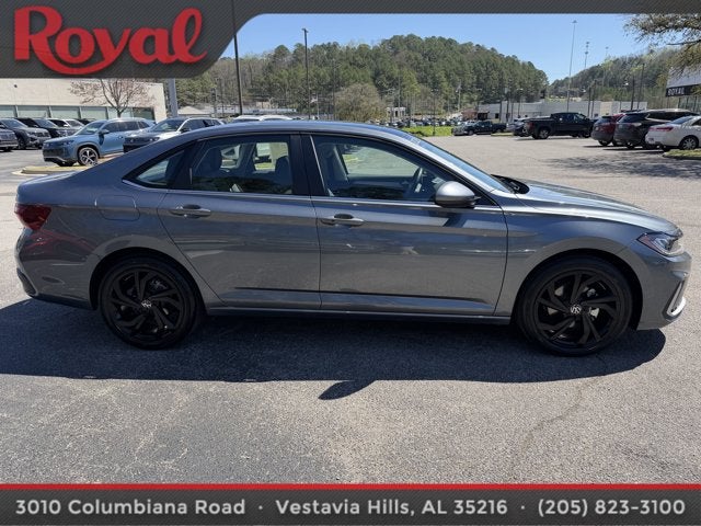 2025 Volkswagen Jetta SE