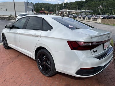 2025 Volkswagen Jetta SE