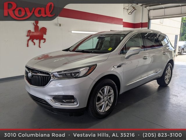 2018 Buick Enclave Essence's photo