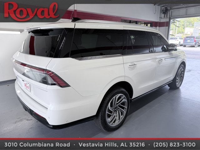 2025 Lincoln Navigator Reserve