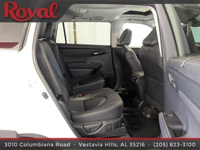 2024 Toyota Highlander XLE