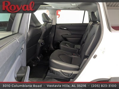 2024 Toyota Highlander XLE