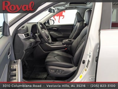 2024 Toyota Highlander XLE