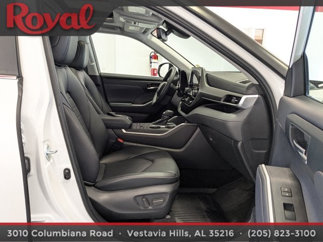2024 Toyota Highlander XLE