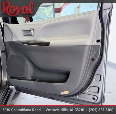 2018 Toyota Sienna XLE