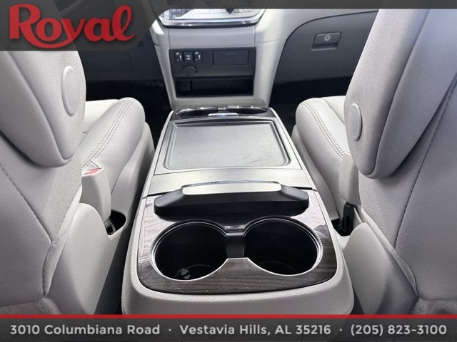 2018 Toyota Sienna XLE