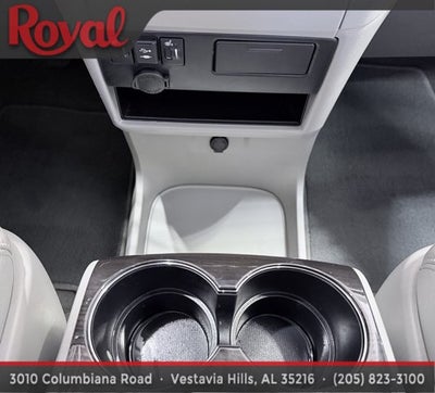 2018 Toyota Sienna XLE