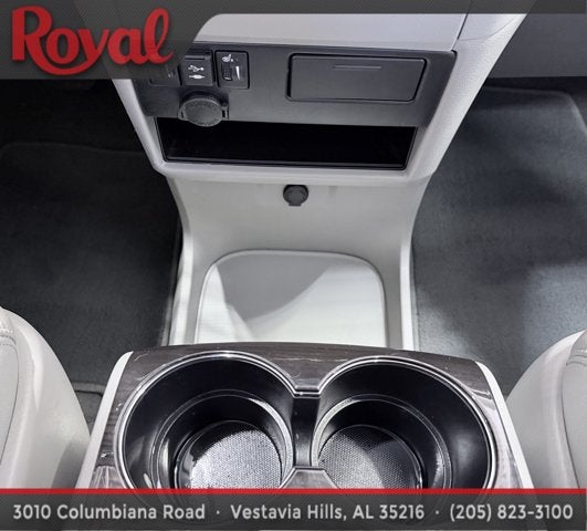 2018 Toyota Sienna XLE