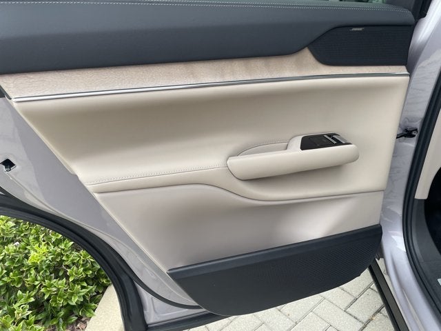 2026 Volvo EX90 Plus