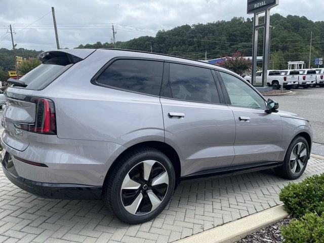 2026 Volvo EX90 Plus
