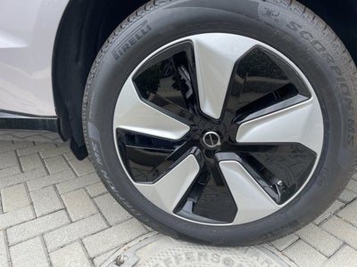 2026 Volvo EX90 Plus