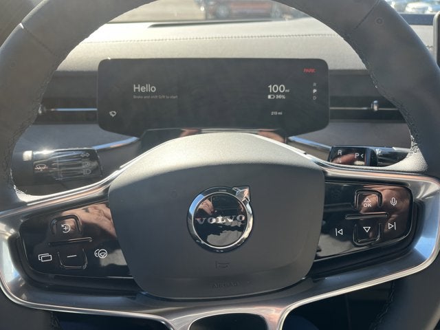 2025 Volvo EX90 Plus