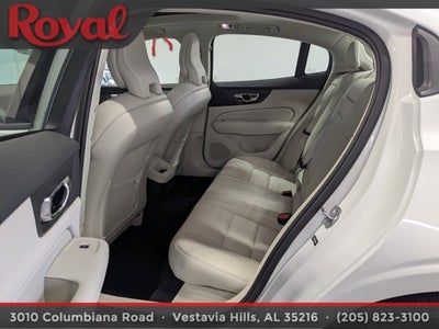 2021 Volvo S60 Momentum